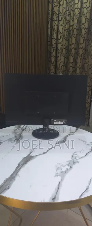AOC Computer Monitor