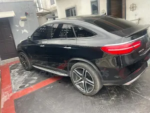 Mercedes-Benz GLE-Class AMG GLE 43 4MATIC 2017 Black