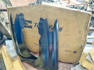 Toyota/ Lexus Set Fender 2012 Model