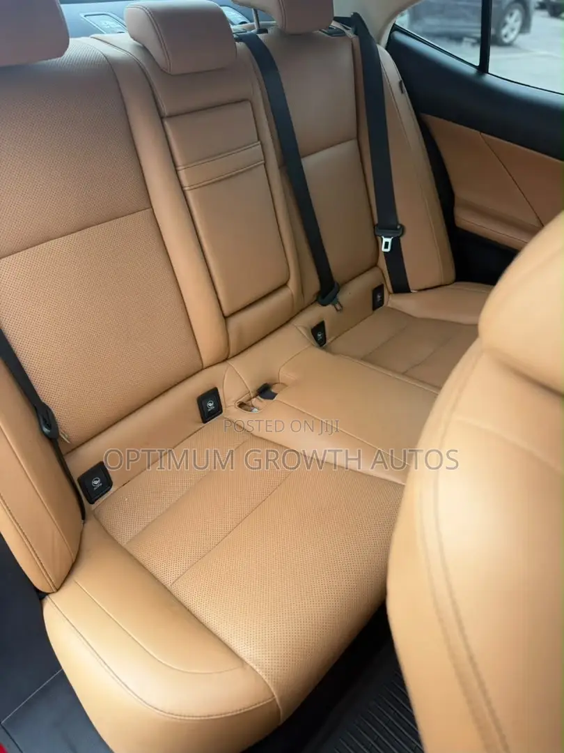 Lexus IS 250 4WD 2014 Red