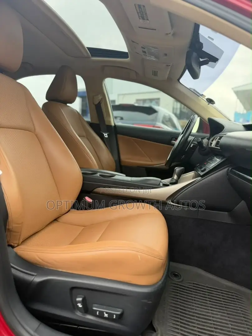 Lexus IS 250 4WD 2014 Red