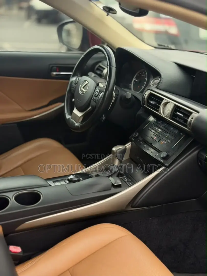 Lexus IS 250 4WD 2014 Red