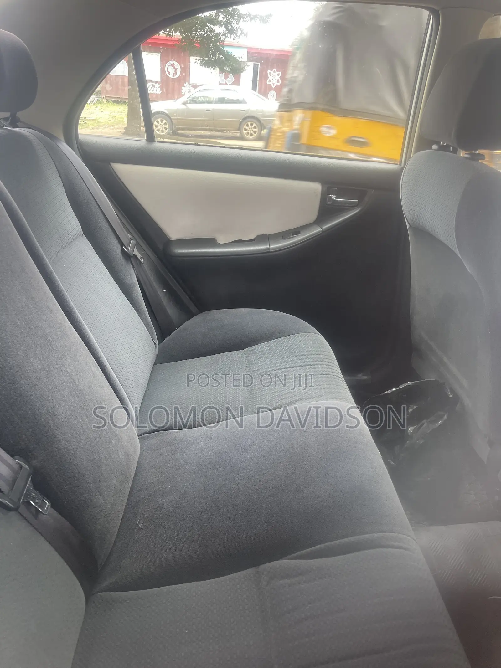 Toyota Corolla 2004 Silver