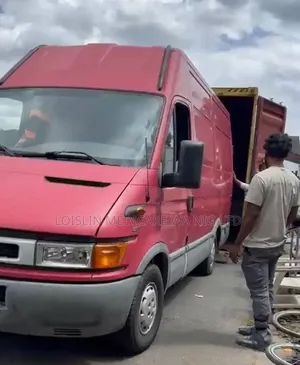 Iveco Daily 2015 Red