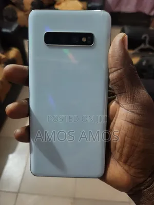 Samsung Galaxy S10 Plus 128 GB Gold