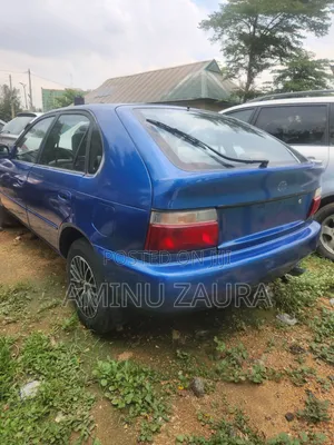 Toyota Corolla 1999 Blue