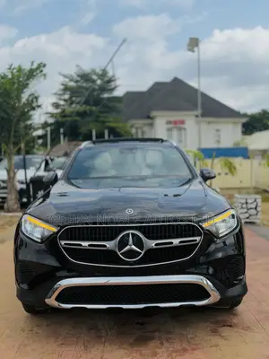 Mercedes-Benz GLC-Class GLC 300 4MATIC AWD 2024 Black