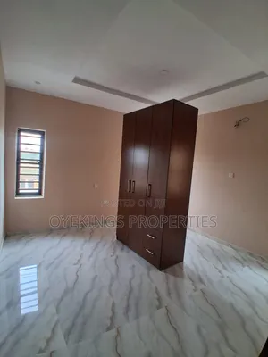 2bdrm Block of Flats in Taska, Oluyole for rent