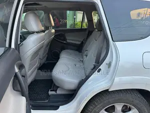 Toyota RAV4 3.5 Limited 4x4 2012 White