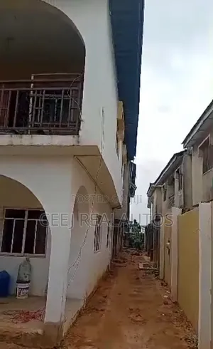 12bdrm Duplex in Alimosho for sale