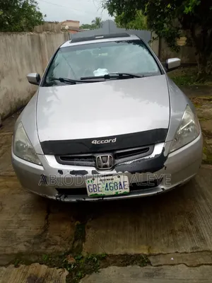 Honda Accord 2004 Silver