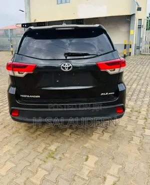 Toyota Highlander XLE 2019 Black