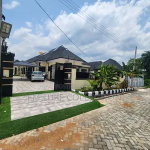 Furnished 4bdrm Apartment in Adron Estate, Egbeda / Egbeda for sale