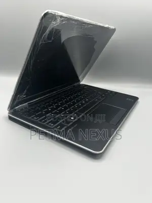 Laptop Dell Latitude E7240 8GB Intel Core i5 SSD 256GB