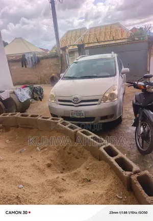Toyota Corolla 2006 Silver
