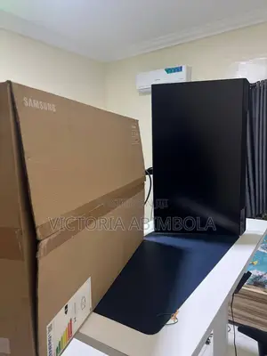 Samsung 32” Odyssey G3 FHD 165Hz Gaming Monitor S32AG320NU)