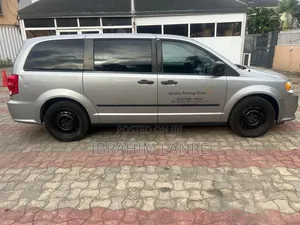 Dodge Caravan 2016 Silver