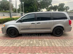 Dodge Caravan 2016 Silver