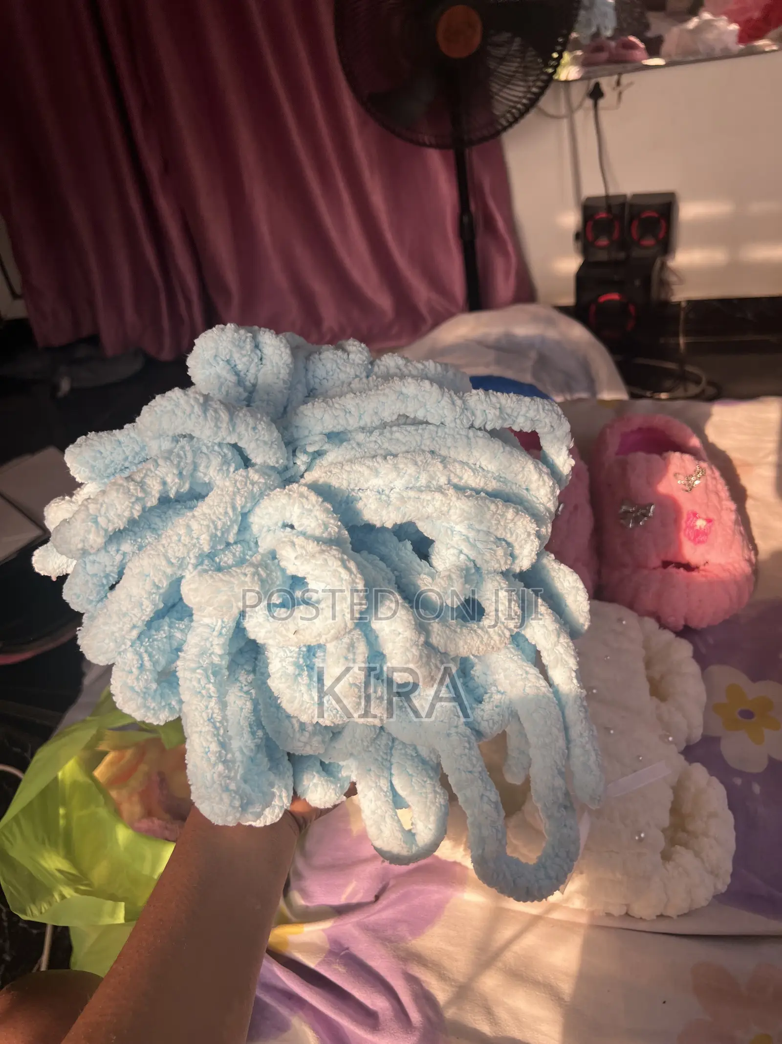26 Pieces of Chunky Yarn