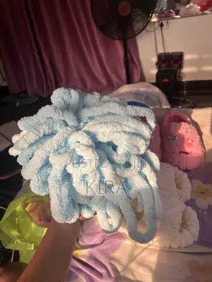 26 Pieces of Chunky Yarn