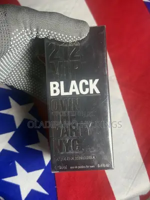 Carolina Herrera 212 VIP Black