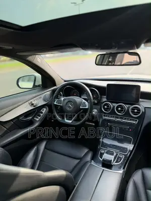 Mercedes-Benz C400 2019 White