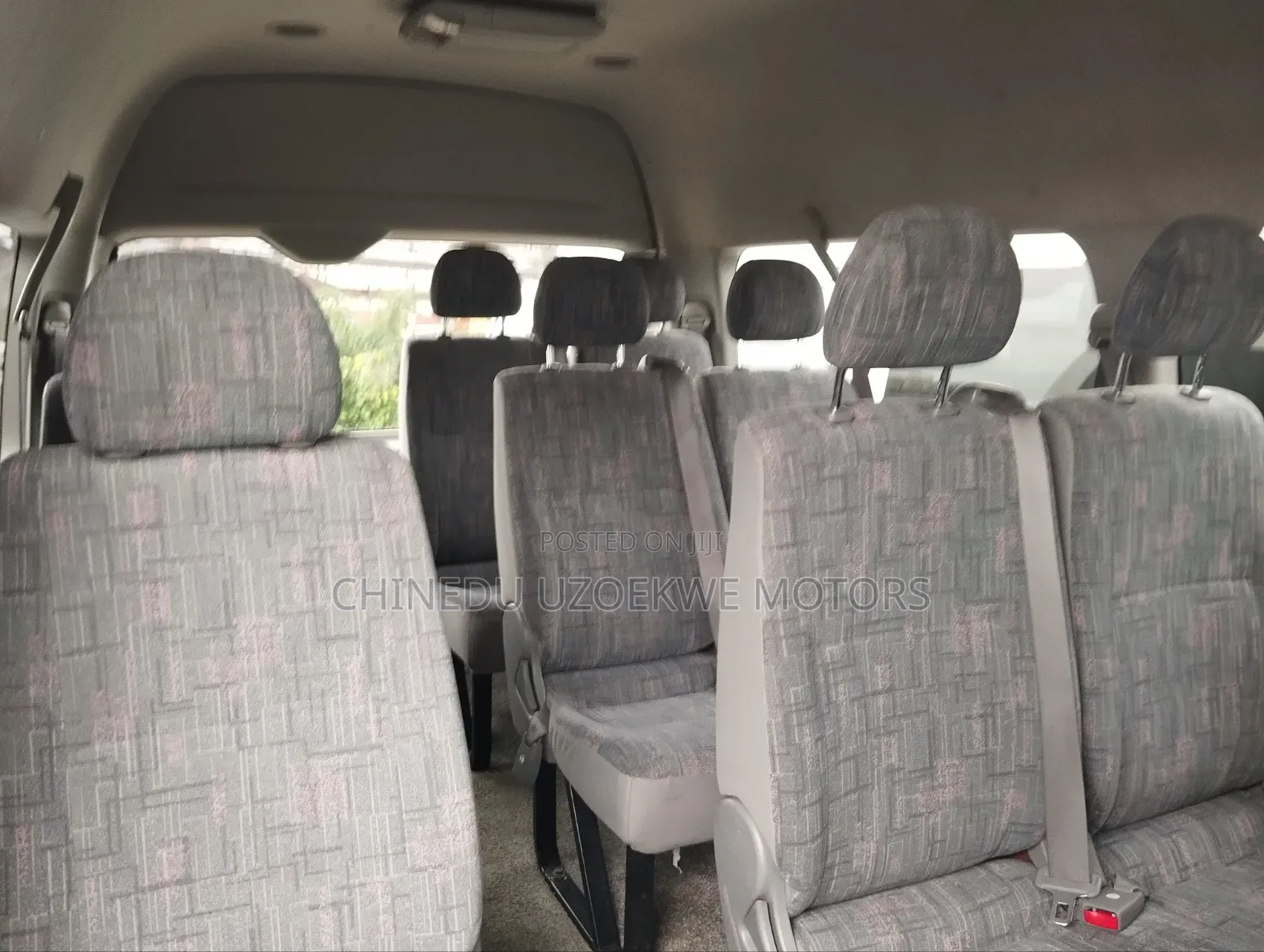Toyota HiAce 2016 White