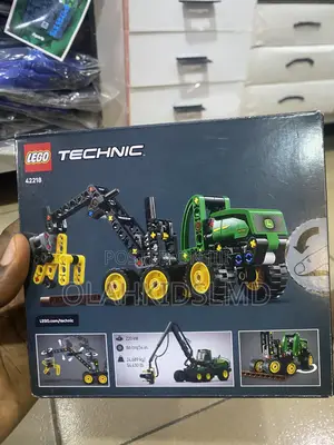LEGO Technic John Deere 1470H Wheeled Harvester Kids 7+