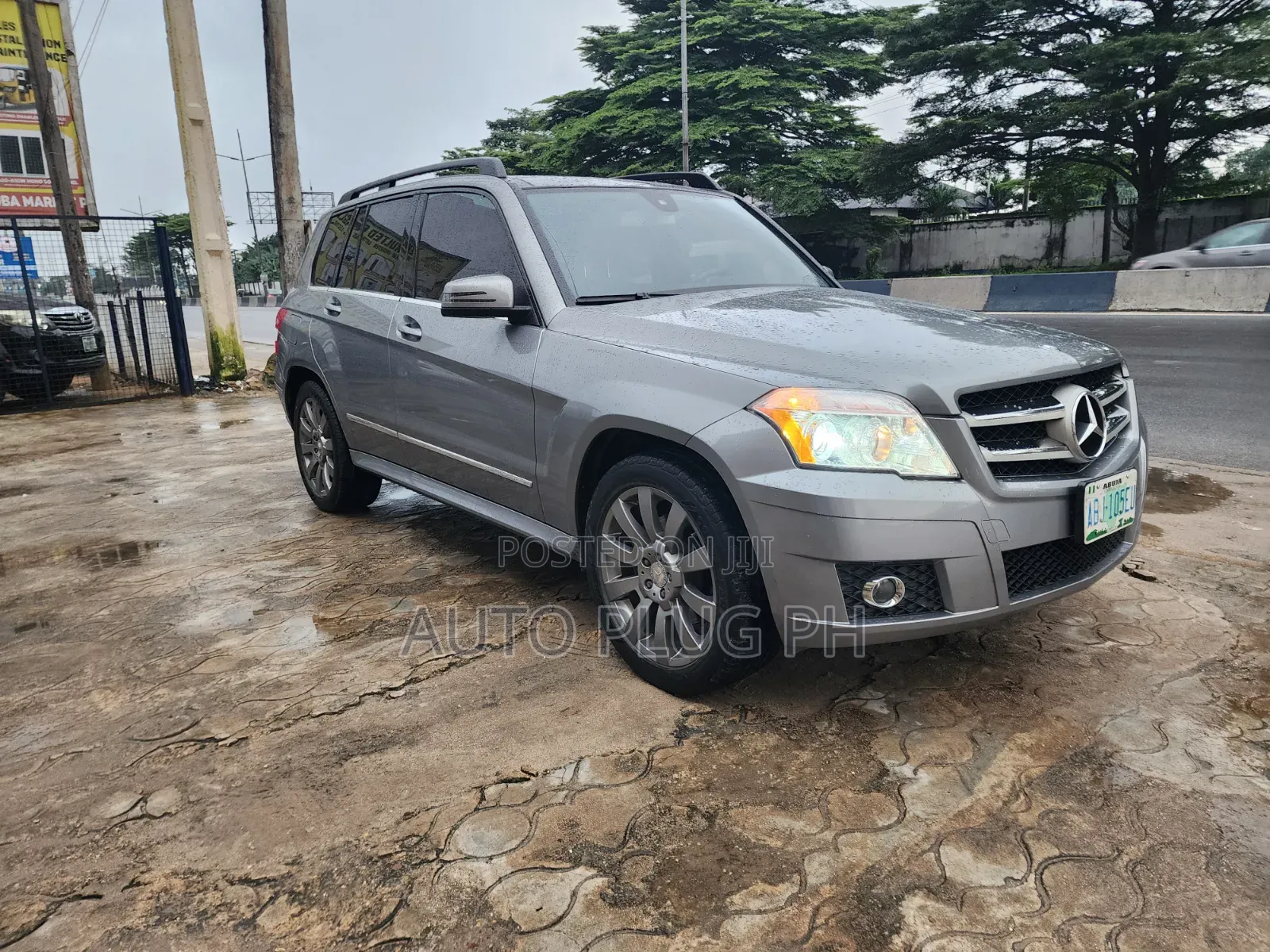 Mercedes-Benz GLK-Class 2012 Gray
