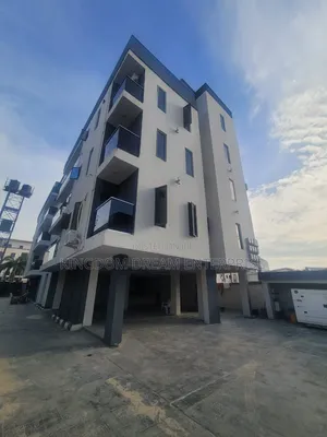 2bdrm Apartment in Ikate Lekki Lagos for rent