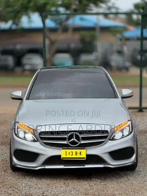 Mercedes-Benz C300 2016 Silver