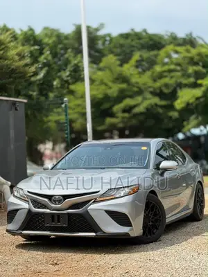 Toyota Camry XSE V6 FWD 2020 Silver