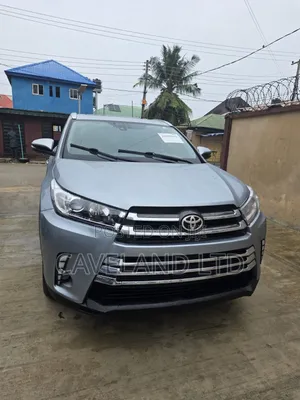 Toyota Highlander 2016 Silver