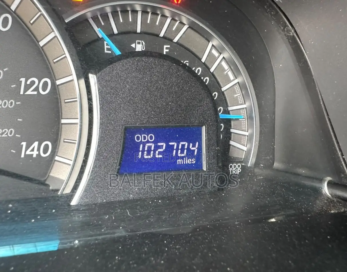 Toyota Camry SE V6 4dr Sedan (3.5L 6cyl 6A) 2012 Black