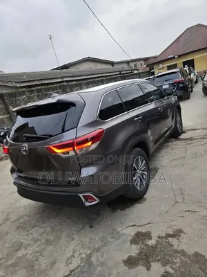 Toyota Highlander 2019 Gray