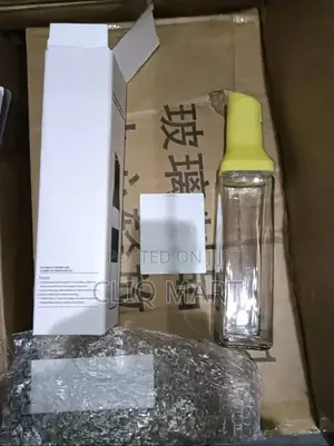 Oil Dispenser Bottle With Pourer Spout, No Drip