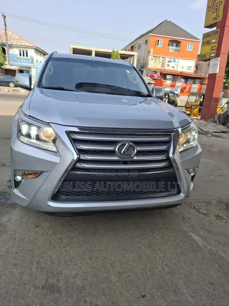 Lexus GX 2015 Silver