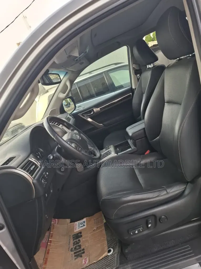 Lexus GX 2015 Silver