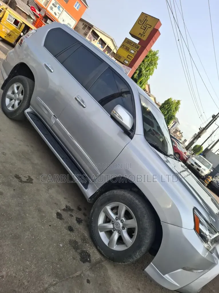 Lexus GX 2015 Silver