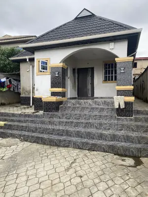 Furnished 2bdrm Block of Flats in Ipaja / Ipaja for sale
