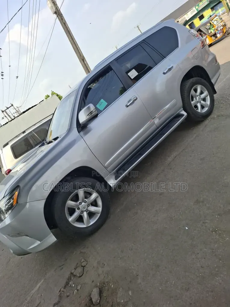 Lexus GX 2015 Silver