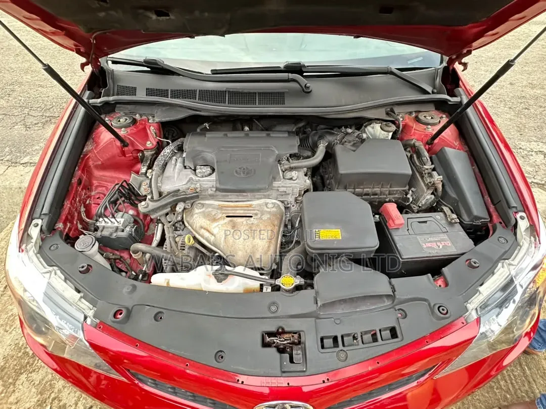 Toyota Camry 2014 Red