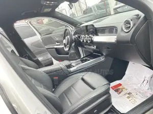 Mercedes-Benz GLB-Class AMG GLB 35 4MATIC 2021 White