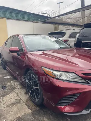 Toyota Camry XSE FWD (2.5L 4cyl 8AM) 2018 Burgundy