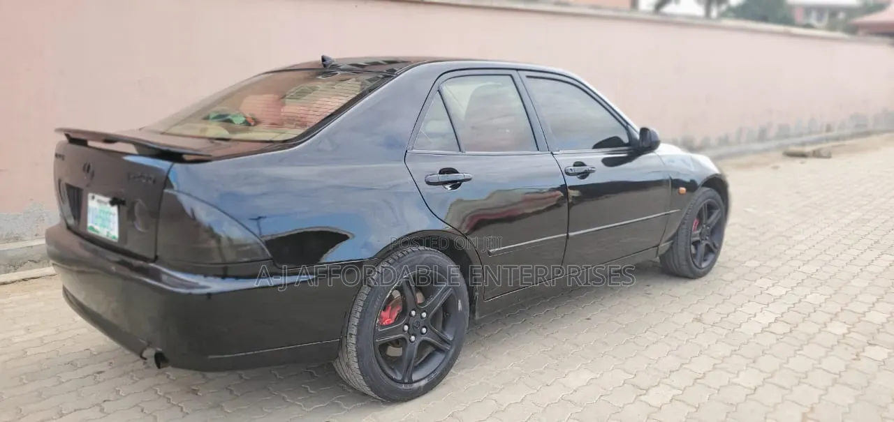 Lexus IS Automatic 2004 Black