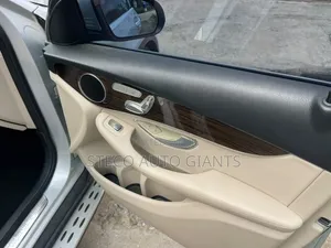 Mercedes-Benz GLC-Class 2016 Silver