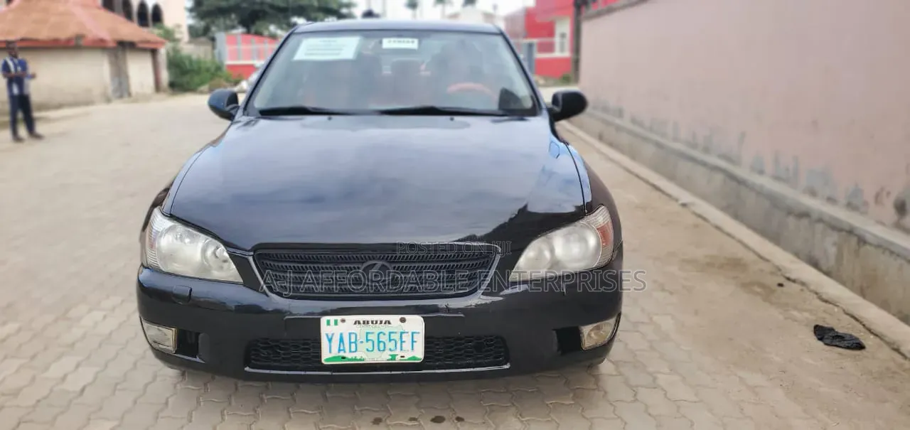 Lexus IS Automatic 2004 Black