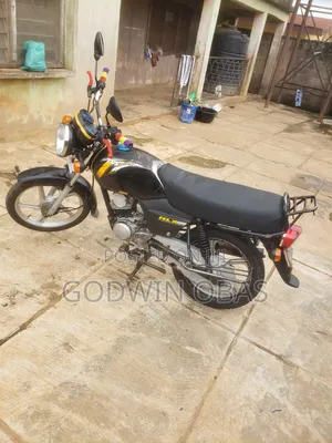 TVS HLX Plus ES 2023 Black
