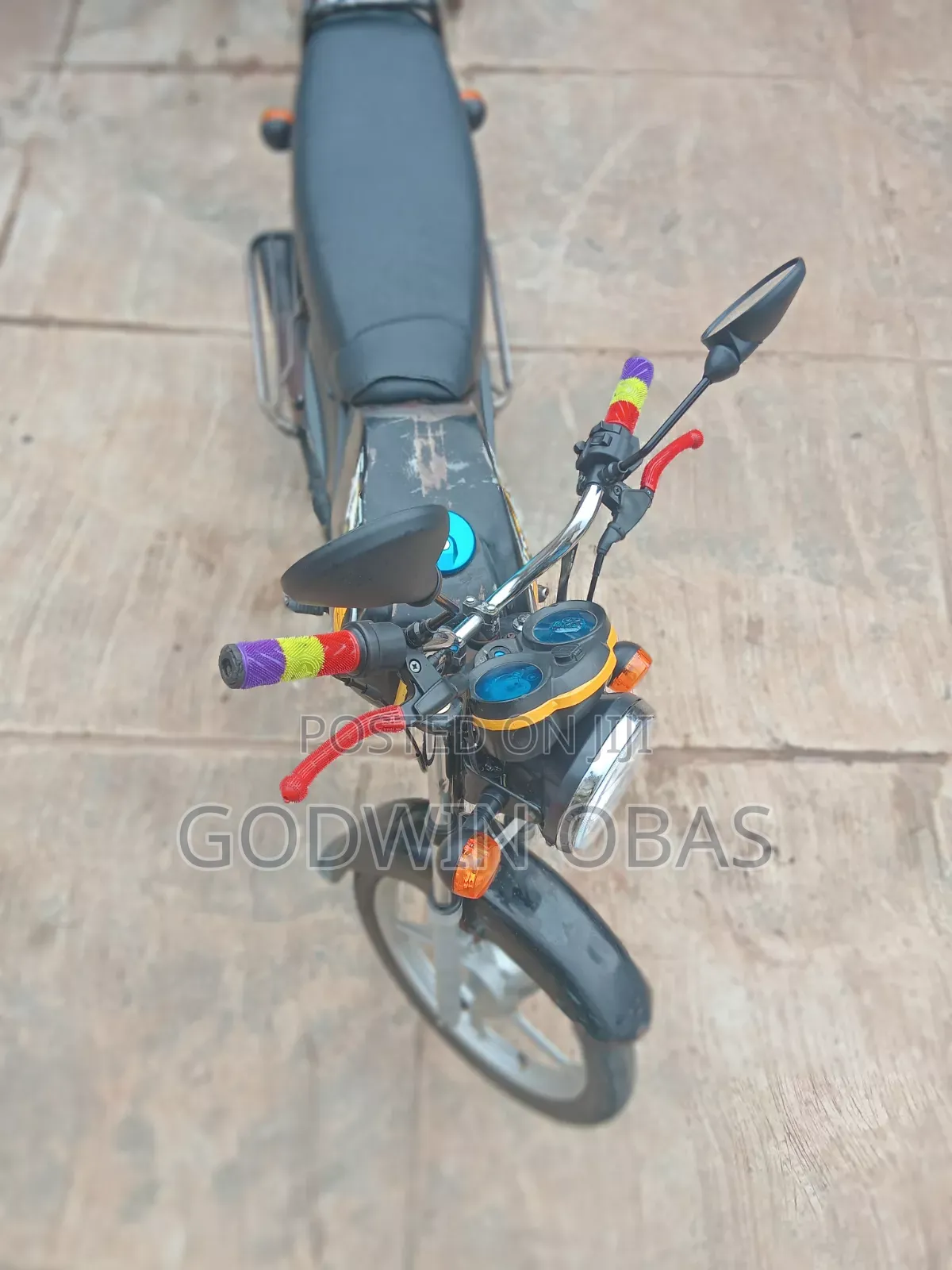 TVS HLX Plus ES 2023 Black