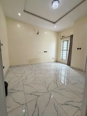 1bdrm Condo in Van Daniel Orchid for rent